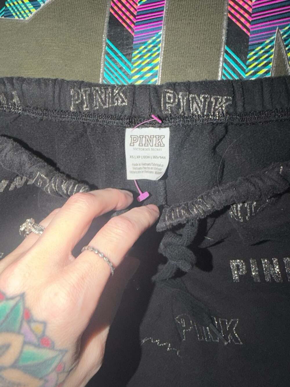 Victoria's Secret PINK All-Over Logo Zip-Up Hoodie and Jogger Set Size XS - Picture 5 of 5